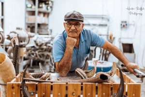 Shimon Keinan At The "Kol Shofar" Factory